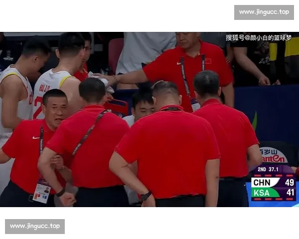 中国男篮迎战中华台北全力冲刺赛场精彩对决引发球迷热议